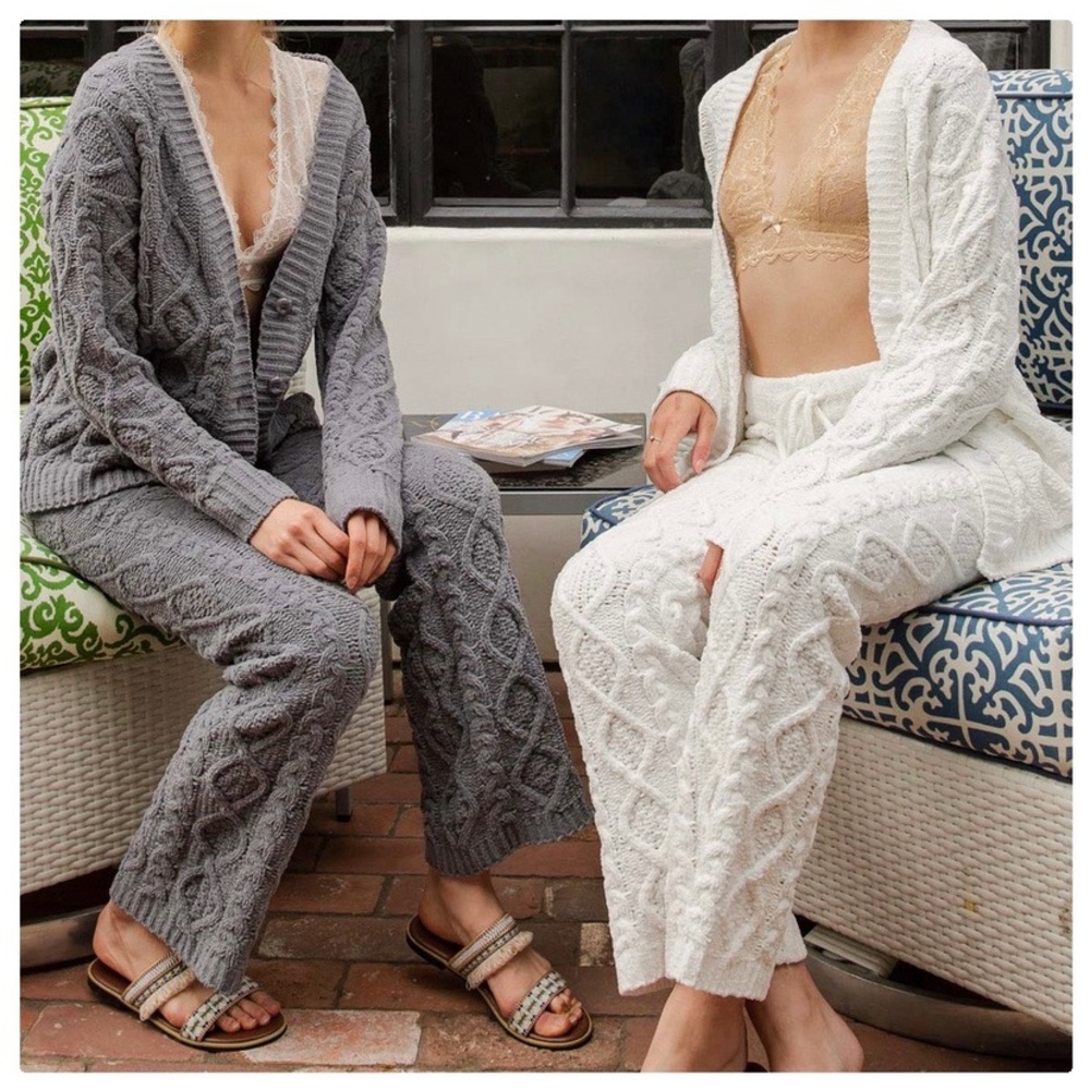 Luxury Chenille Cable Knit Lounge Pants - Picture 6 of 11